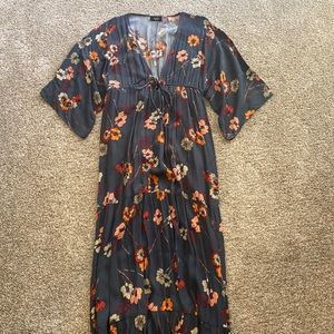Vici Floral Maxi Dress Size S